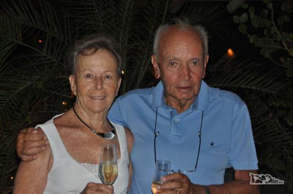 Os pais do Rodrigo, Nilza e Gustavo, no hotel em Fortim, no litoral do Ceará